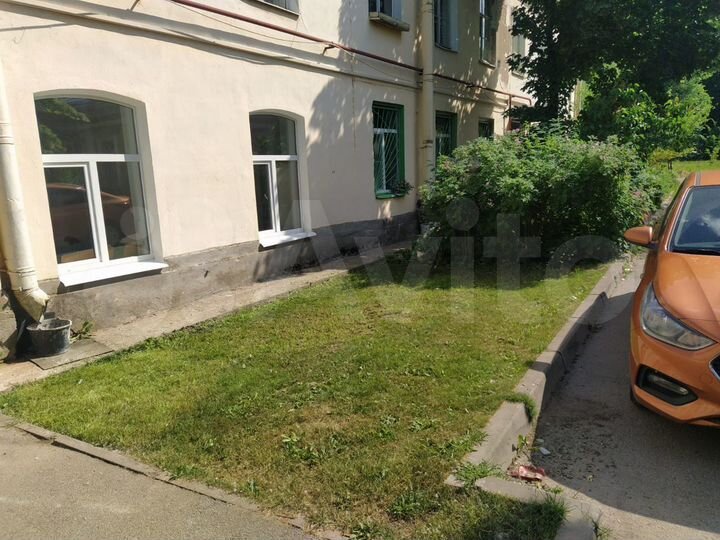 2-к. квартира, 63 м², 1/2 эт.