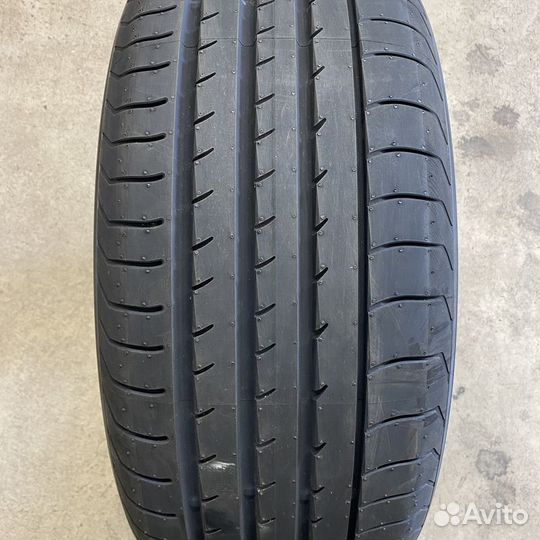 Yokohama Advan Sport V105T 295/40 R21 Y