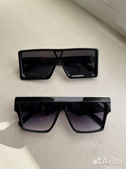 Очки солнцезащитные