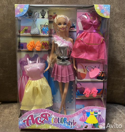 Игровой набор с куклой Toyslab Ася Яркий в моде 2