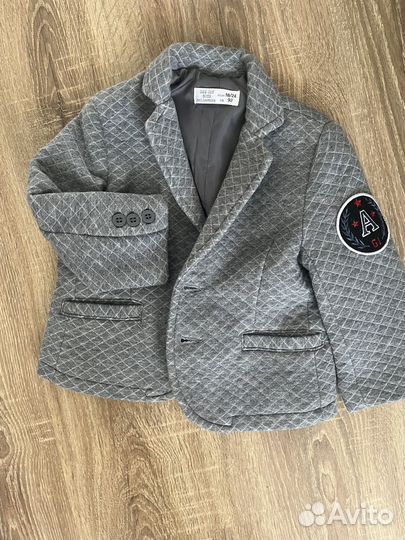 Пиджак для мальчика 92