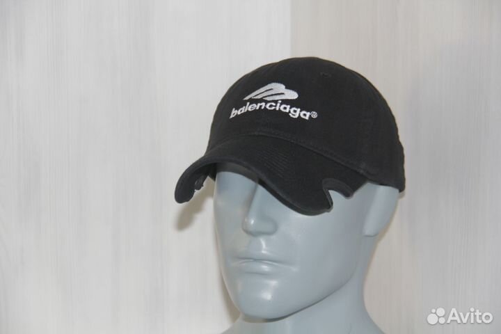 Разные брендовые бейсболки