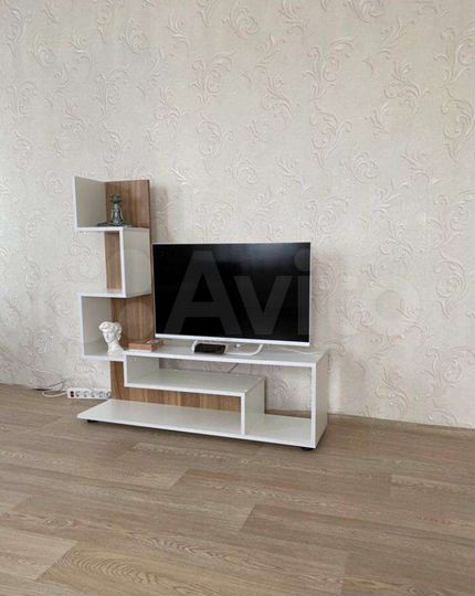 2-к. квартира, 63 м², 1/2 эт.