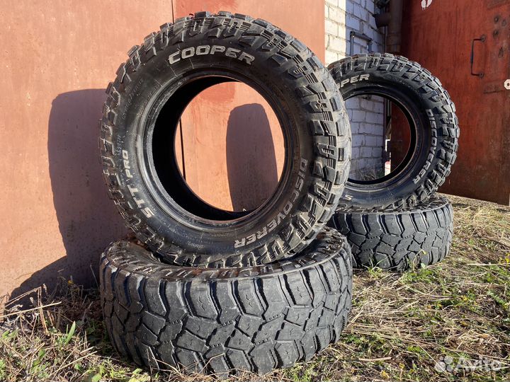 Cooper Discoverer STT Pro 265/70 R17