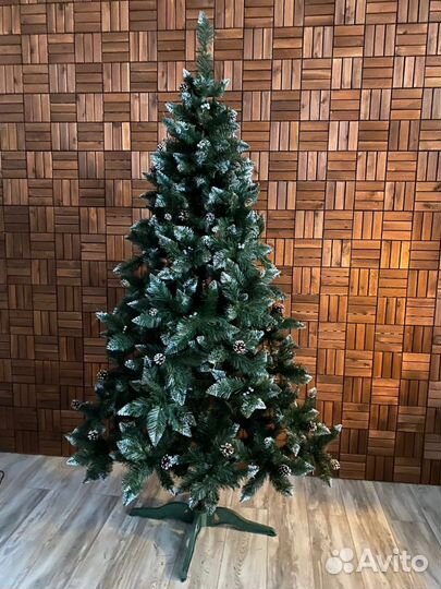 Елка искусственная 