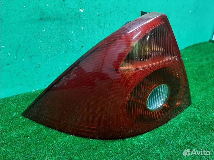 Фонарь задний наружный левый Ford Mondeo 3 2002