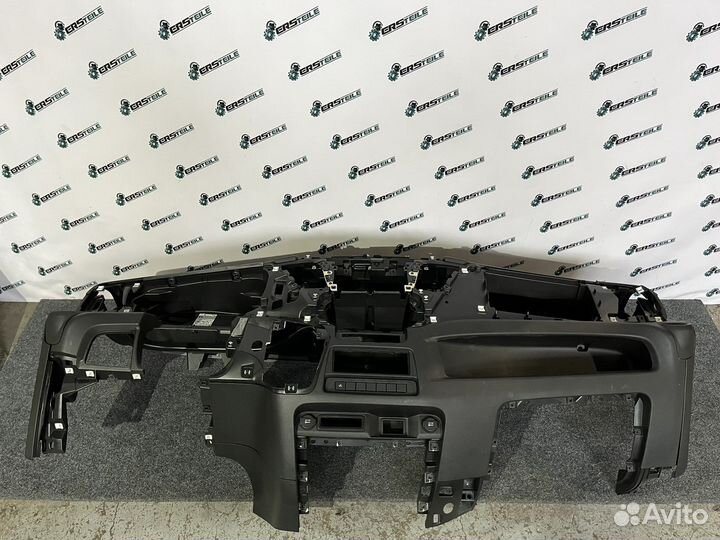 Передняя панель (торпедо) Iveco Daily 35S180 2021