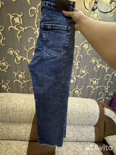 Джинсы прямые