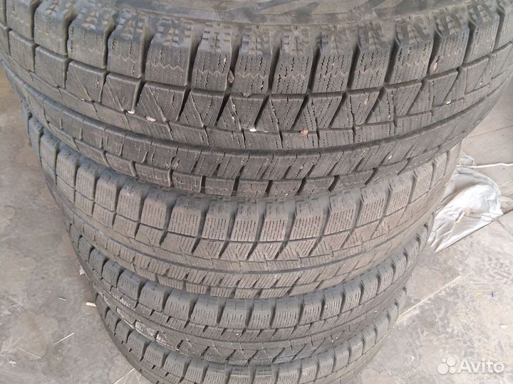 Bridgestone Blizzak Revo GZ 205/65 R16