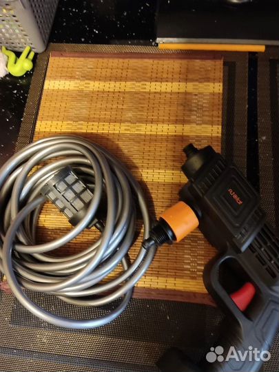 Минимойка на акб Керхер мойка высокого давления