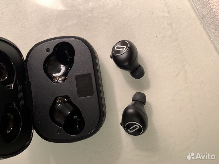 Беспроводные наушники