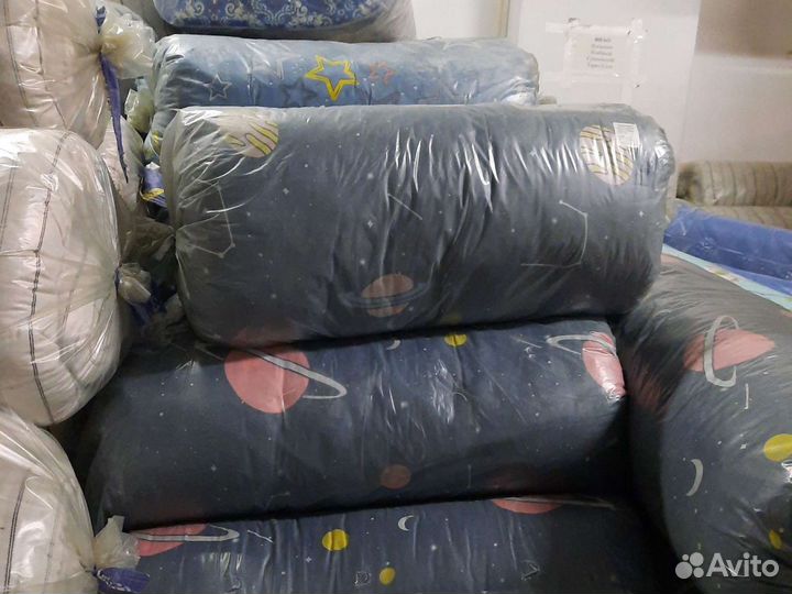 Одеяло,подушки постельное белье в наличие