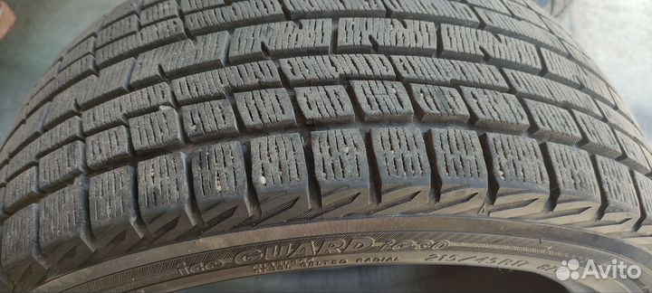 Yokohama Ice Guard IG30 215/45 R17