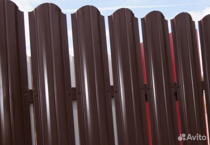Штакетник металлический, в наличии и под заказ