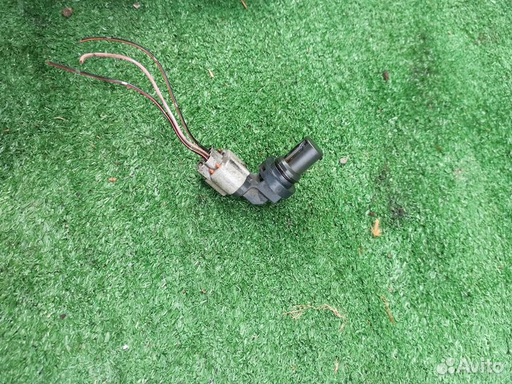 Датчик положения распредвала Suzuki Swift