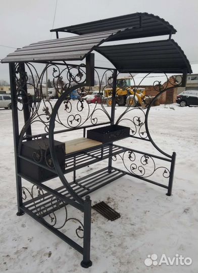 Кованые мангалы с крышей