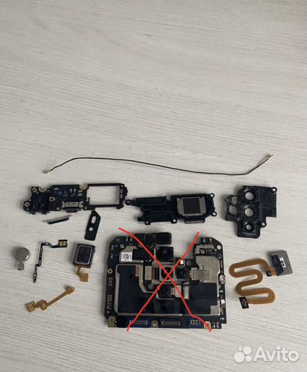 В разбор,запчасти Oppo A5 2020,плата,шлейфы,камера