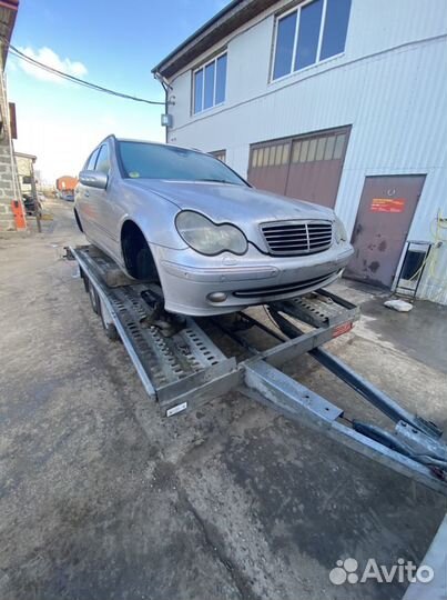 Мерседес 203 с класс