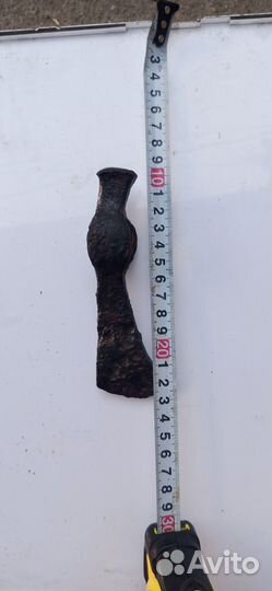 Топорик чекан