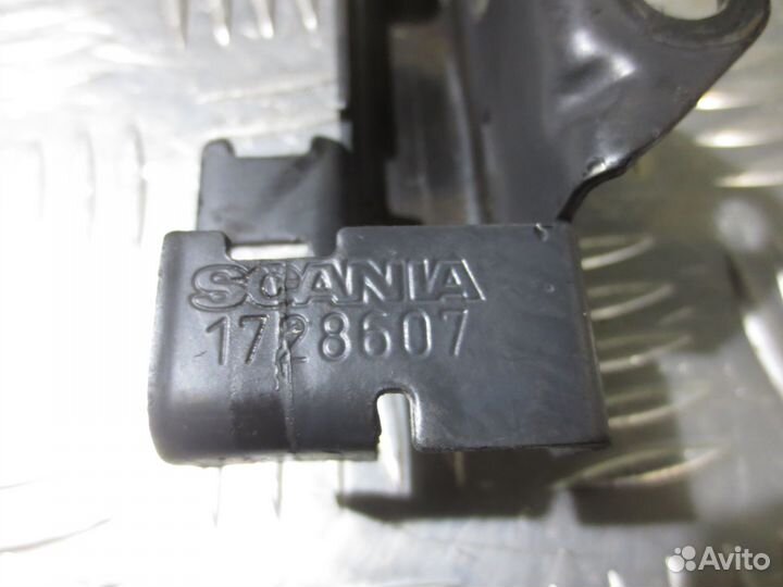 Кронштейн проводки Scania 1728607