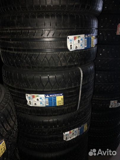 Michelin Pilot Alpin PA3 285/35 R20 104W