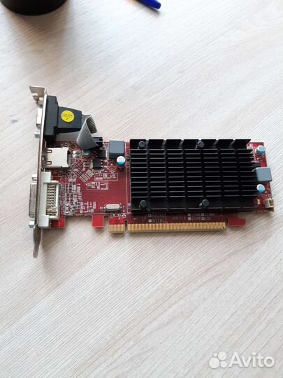 Видеокарта ATI Radeon HD 5530 1Gb