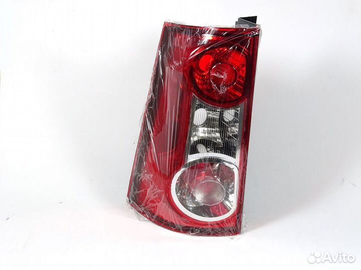 Задние Фары Стоп-Фонари на Лада Ларгус