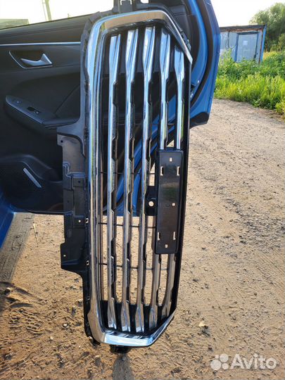Решетка радиатора Хавал Джолион 2022 год