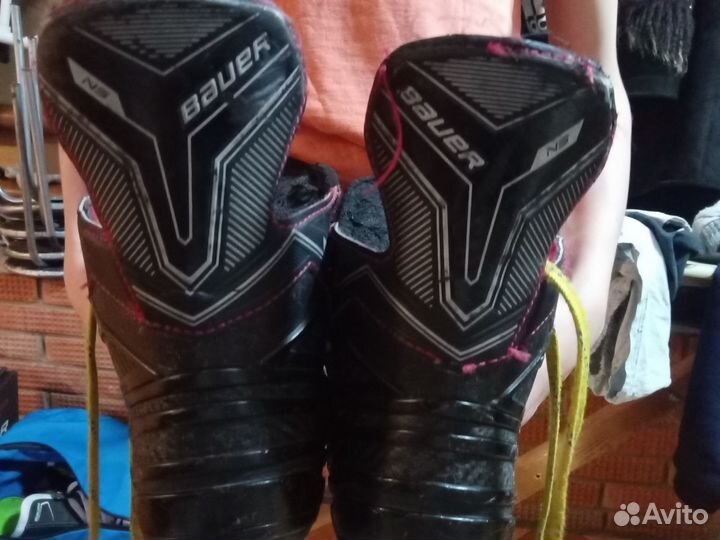 Хоккейные коньки bauer размер 32-33