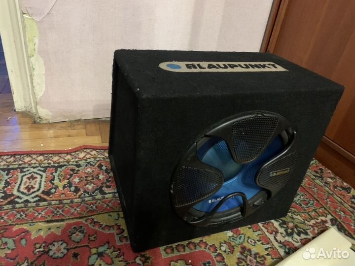 Сабвуфер бу в машину