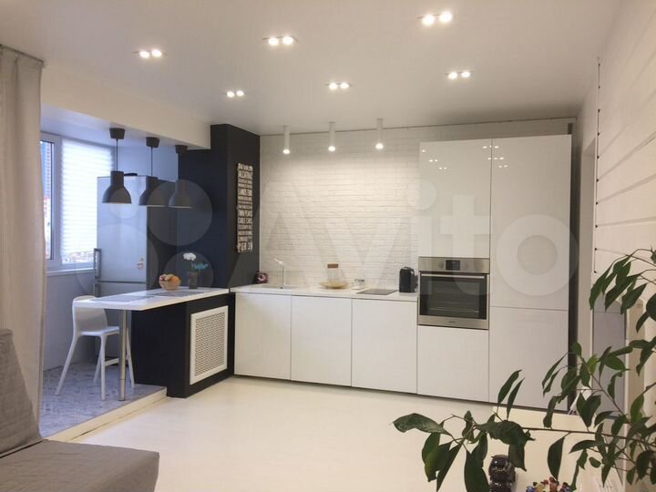 2-к. квартира, 58 м², 7/10 эт.