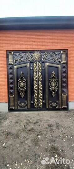 Ворота в Каспийске в новом дизайне на заказ