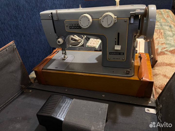 Швейная машина Чайка 3