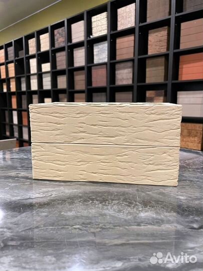 Кирпич лицевой пшеничное лето бархат завода Керма