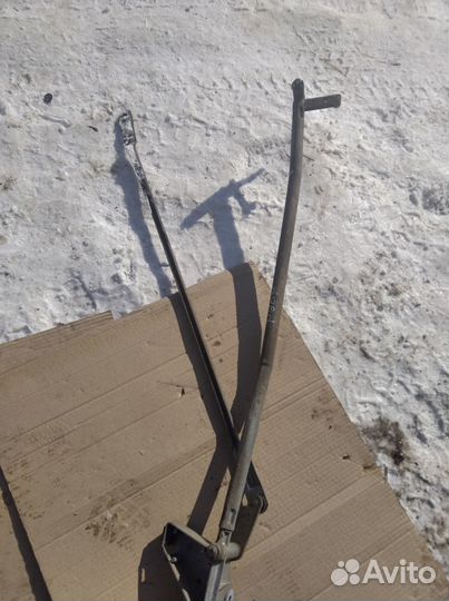 Трапеция дворников с дефектом Пежо 307