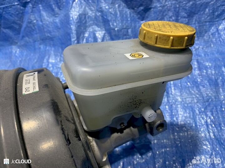 Главный тормозной цилиндр на subaru forester SJ5 F