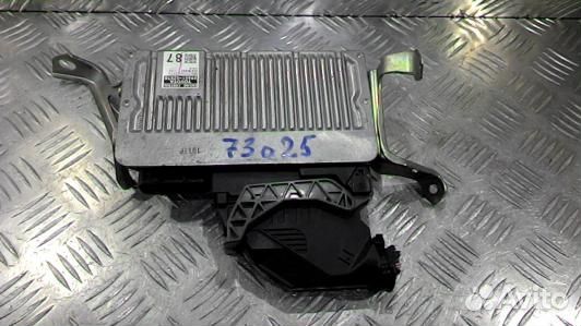 Блок управления двигателем toyota auris E180 (73O2