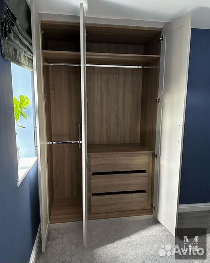 Встроенный распашной шкаф