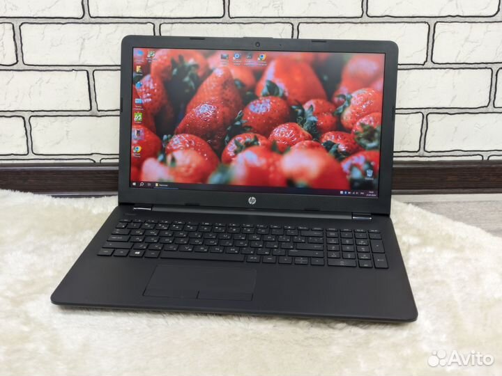 HP / AMD A12-9720P / Radeon R7 M340/10GB/SSD/FHD