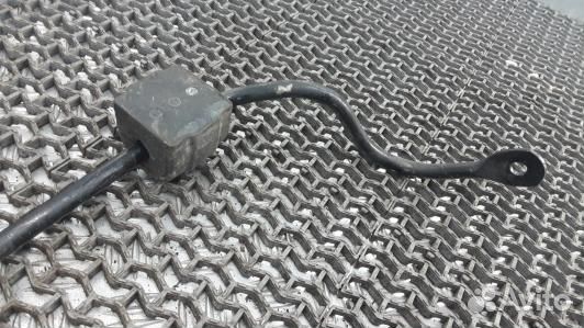 Стабилизатор поперечной устойчивости заднего моста