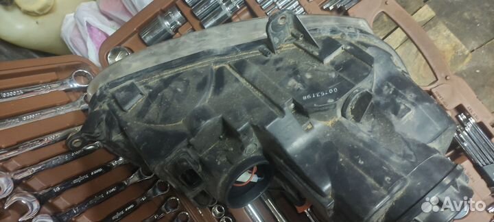 Фара передняя volkswagen