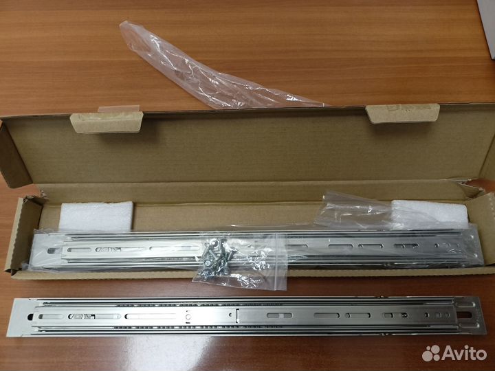 Раздвижные рельсы (салазки) в серверный шкаф