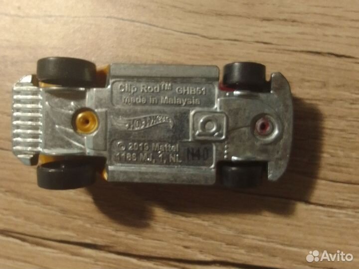 Hot wheels машинки