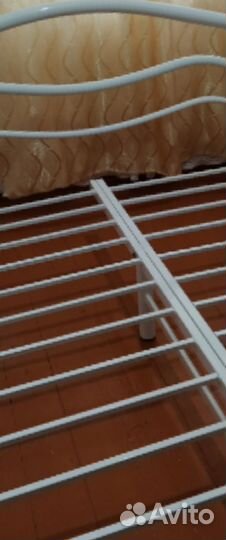 Кровать металлическая