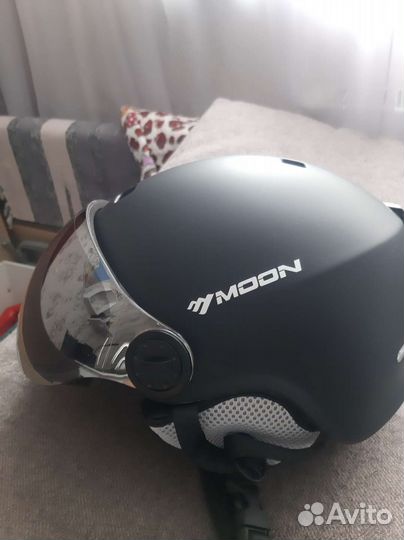 Горнолыжный шлем, новый