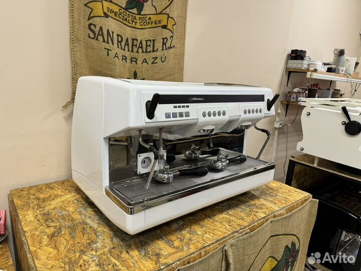 Кофемашина Nuova Simonelli Aurelia 2 GR