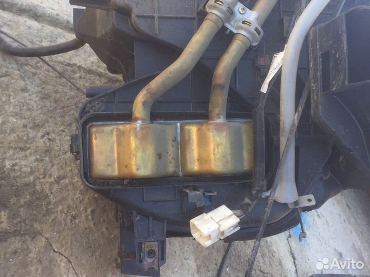 Toyota carina E радиатор печки, отопителя