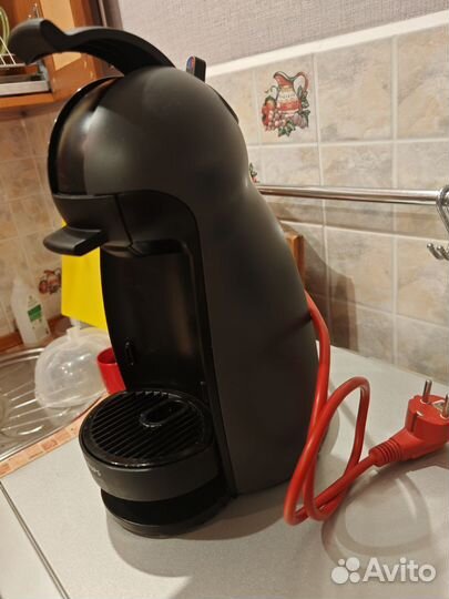 Кофемашина(кофеварка) капсульная dolce gusto