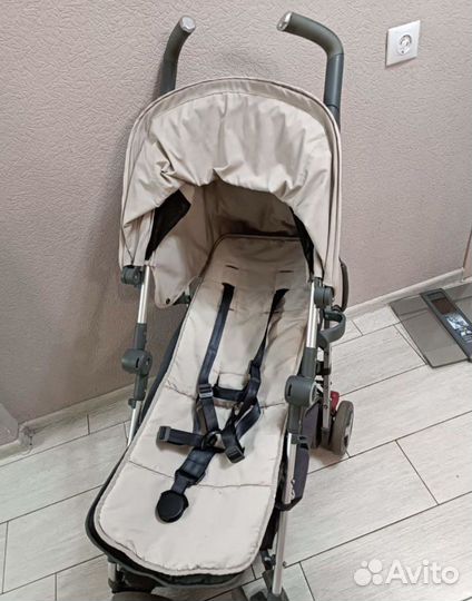 Коляска прогулочная