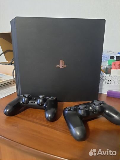 Sony PS4 pro 1tb